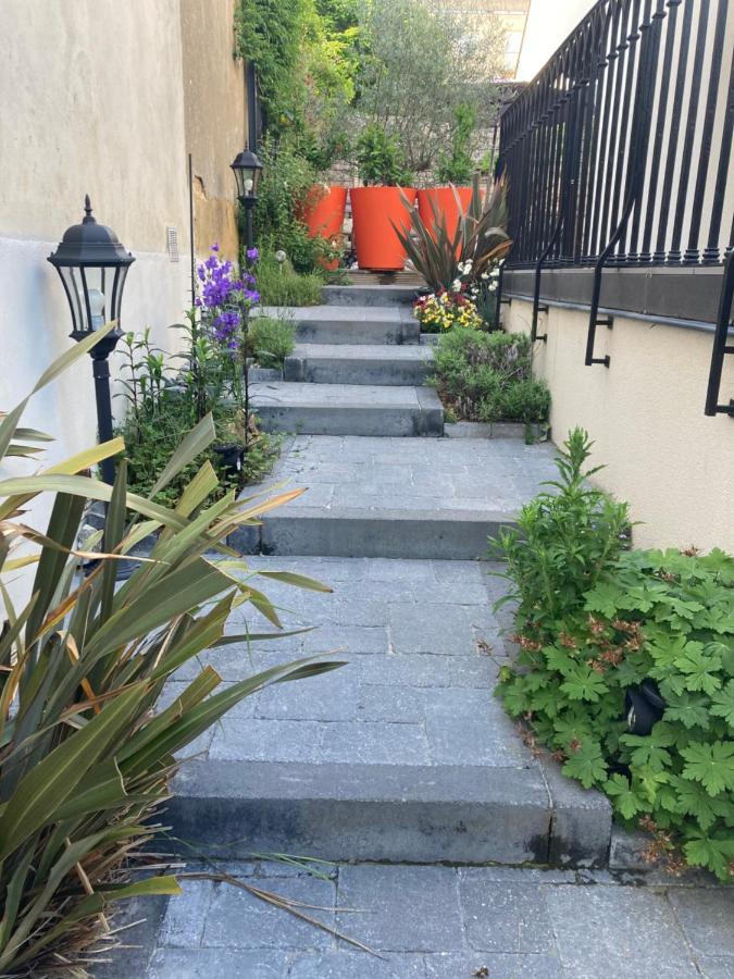 Villa Du Jardin Des Plantes 56 Rue Premartine เลอม็องส์ ภายนอก รูปภาพ